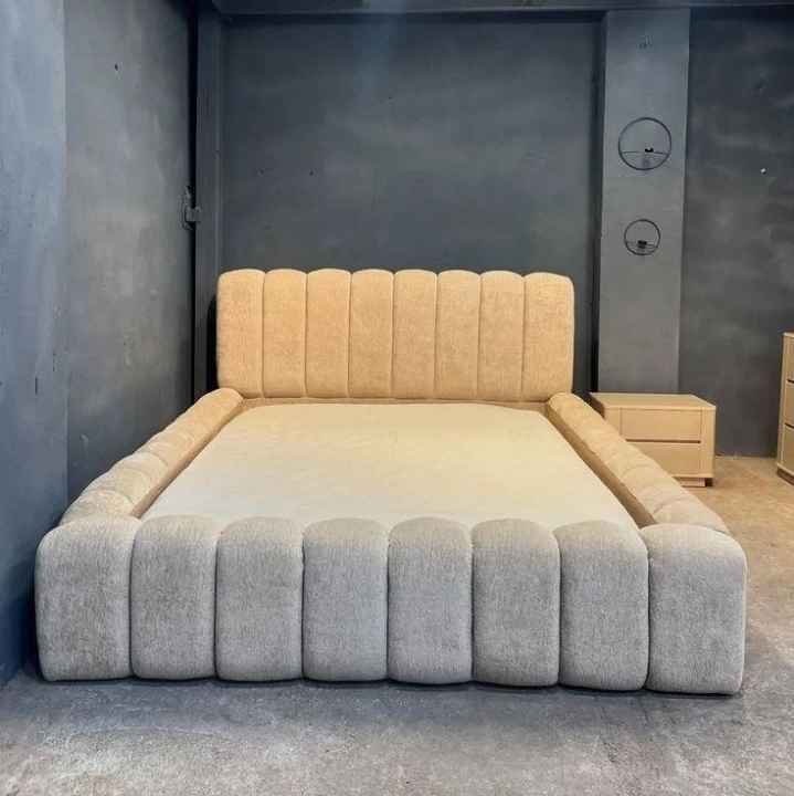 Double bed - Image 2