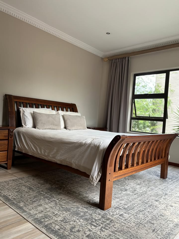 Queen Bed with drawers both sides - Buy online at Piks.co.za